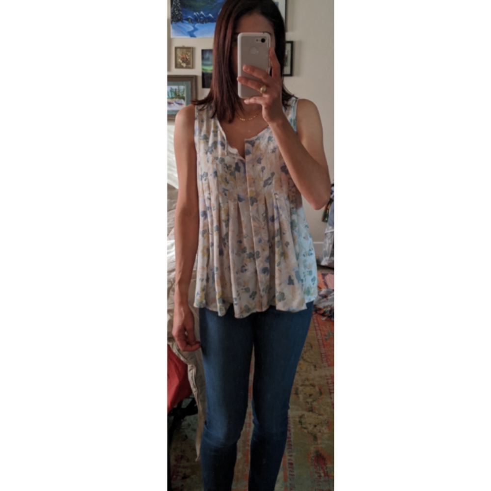 Blush floral pleated front LC top